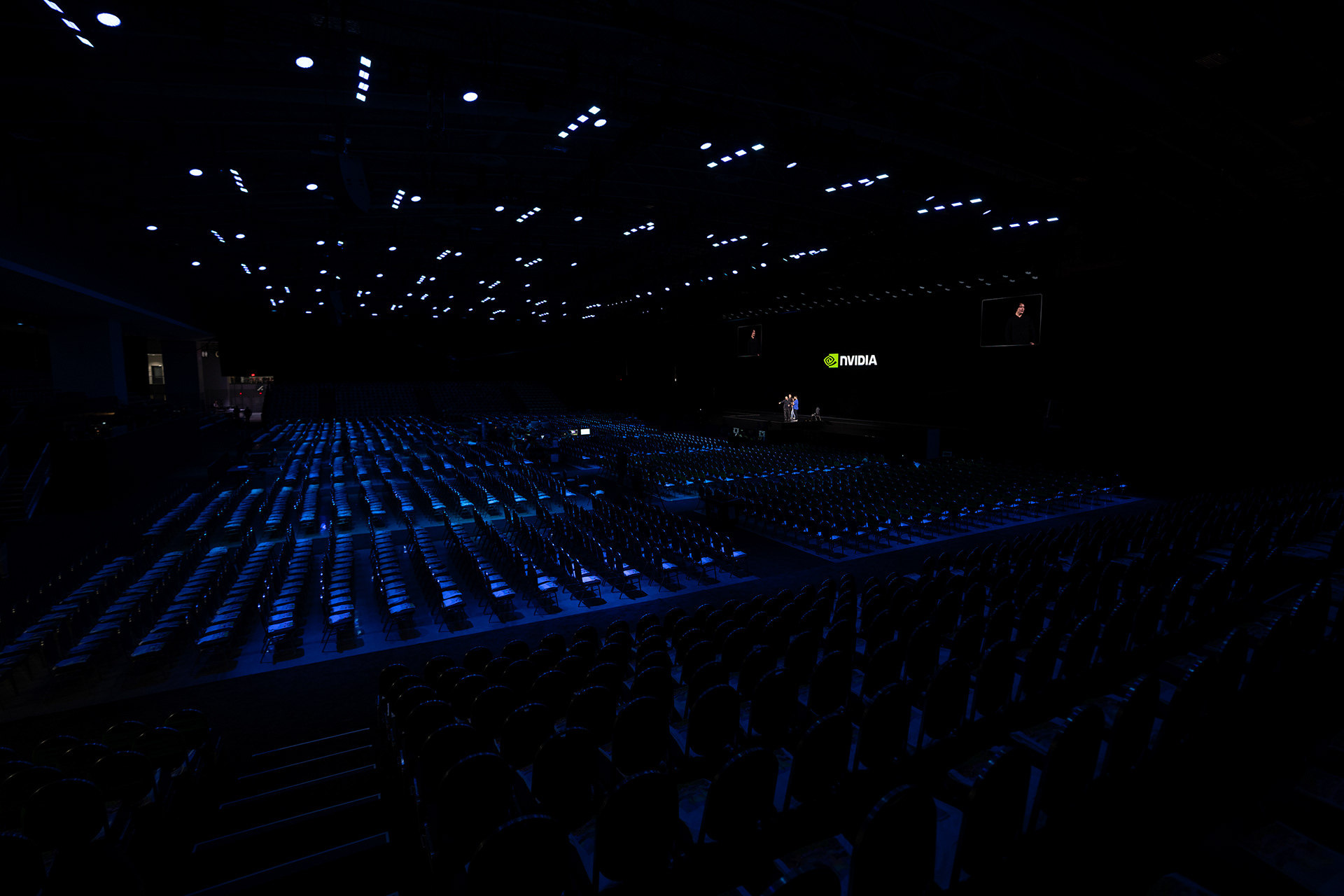 \GEFORCE \26 — image 14